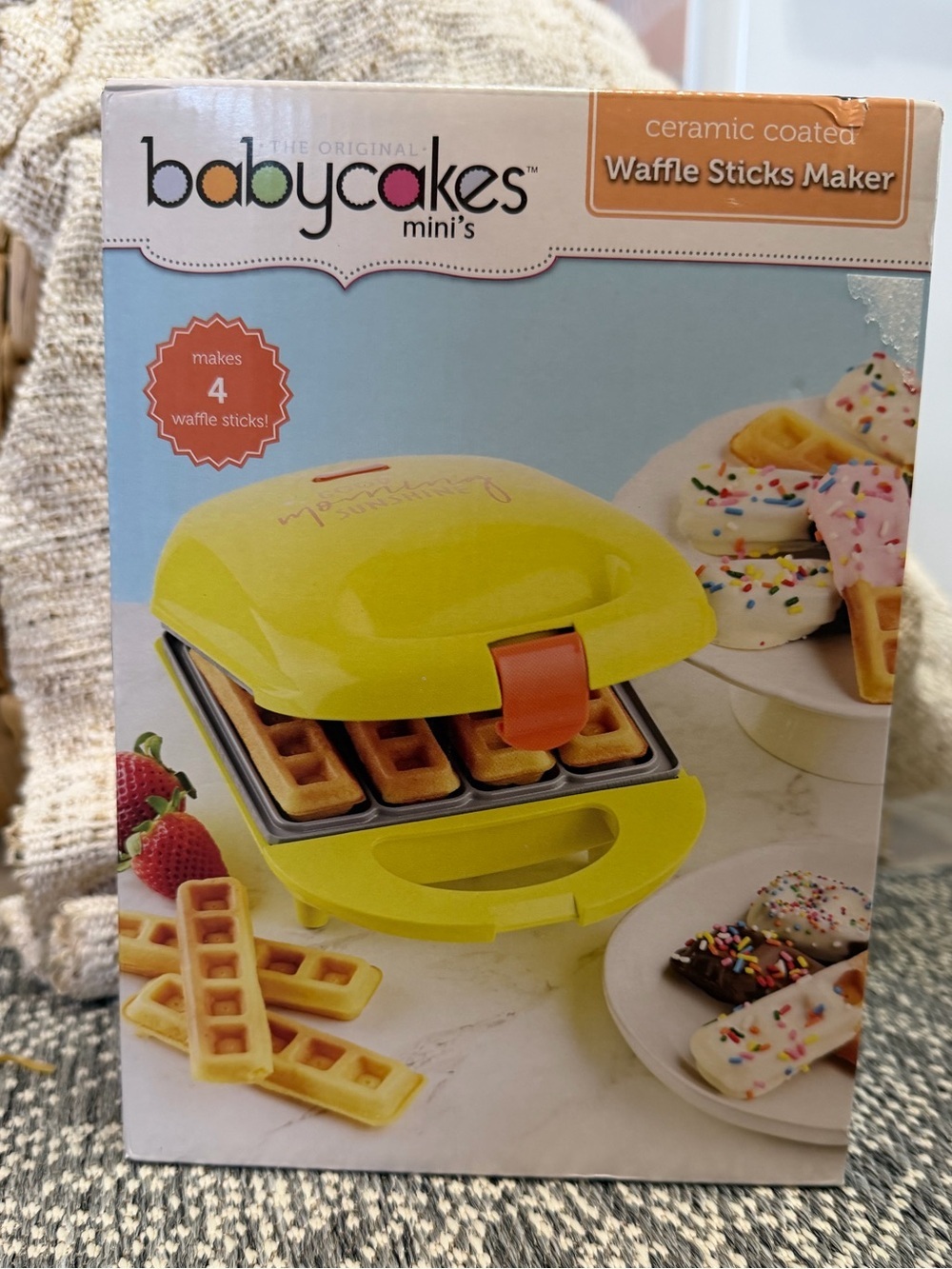 New Waffle Maker babycakes Mini Ceramic-Coated Waffle Sticks Maker Bright Yellow